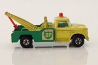 Matchbox 13d; Dodge Fargo Wreck Truck; Yellow Cab, Green Body, Narrow Wheels, (superfast)