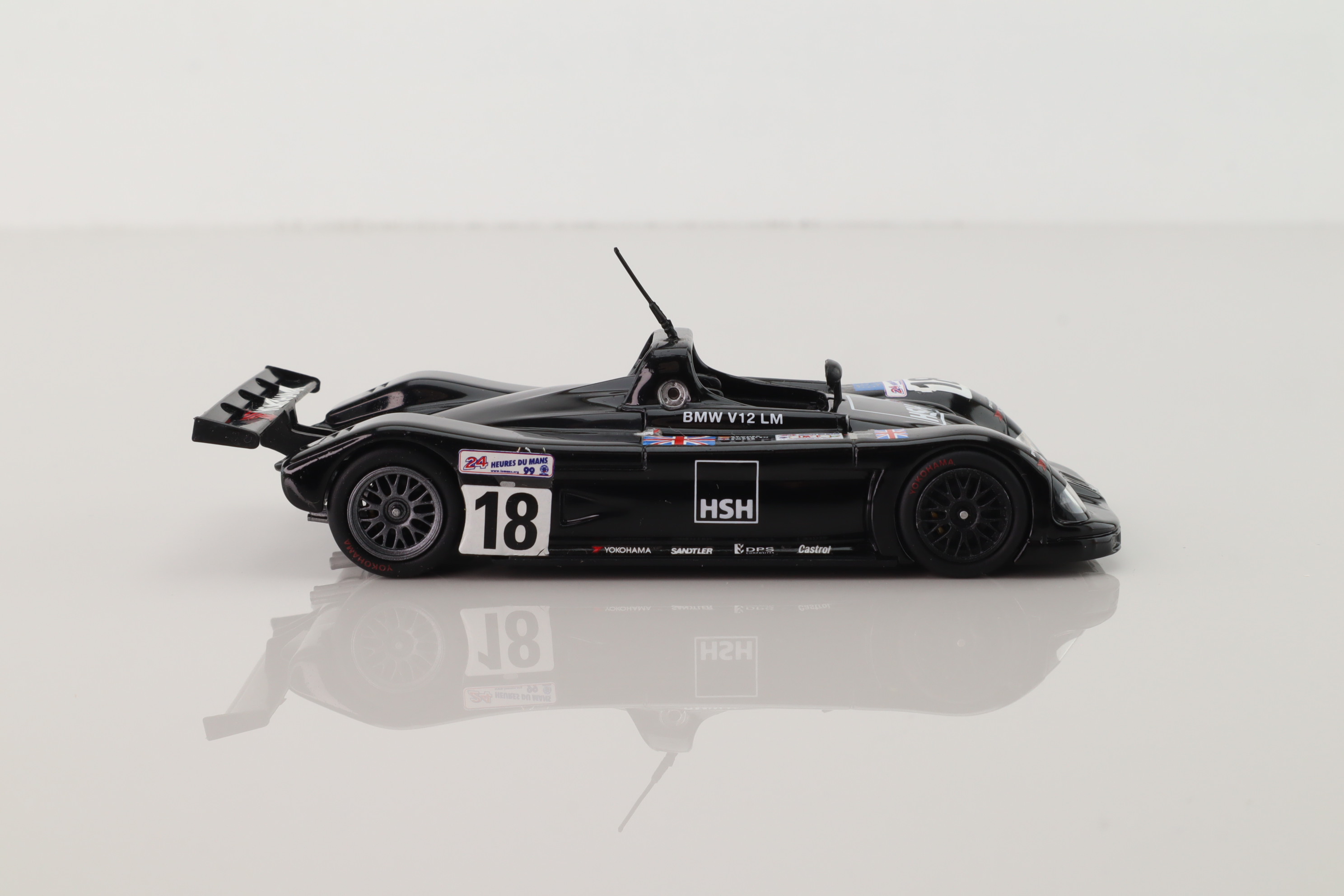 Minichamps 430 992818; BMW V12 1999 24h Le Mans 5th; RN18