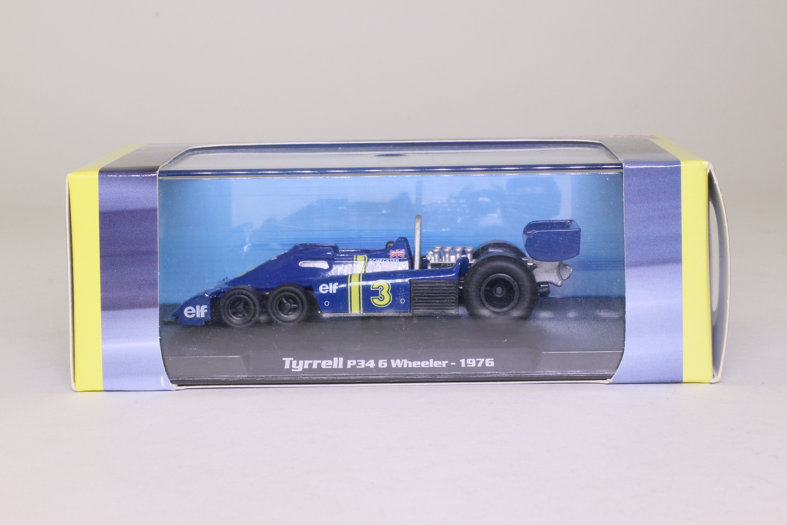 6 wheel tyrrell model