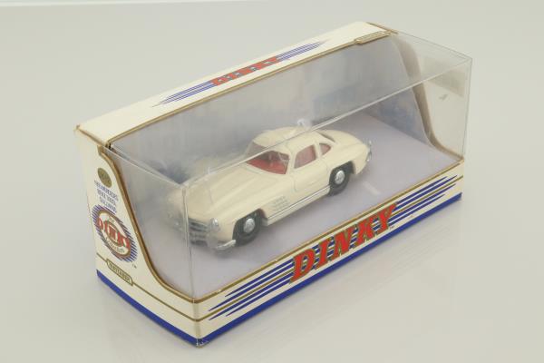 Dinky by Matchbox DY-12; 1955 Mercedes-Benz 300SL Gull Wing; Ivory
