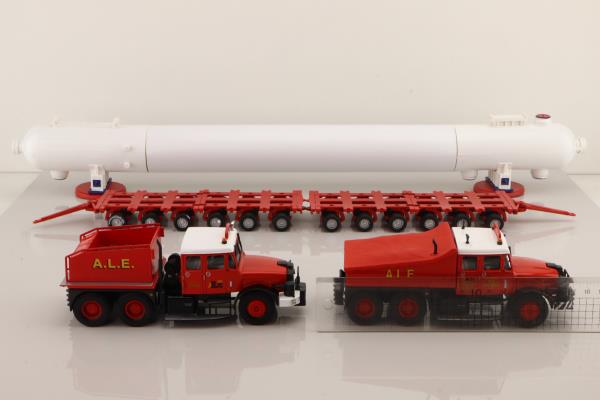 Corgi 31013; Scammell Contractor; 2x Ballast Tractors, Nicolas Trailers & Slug Catcher Load; ALE
