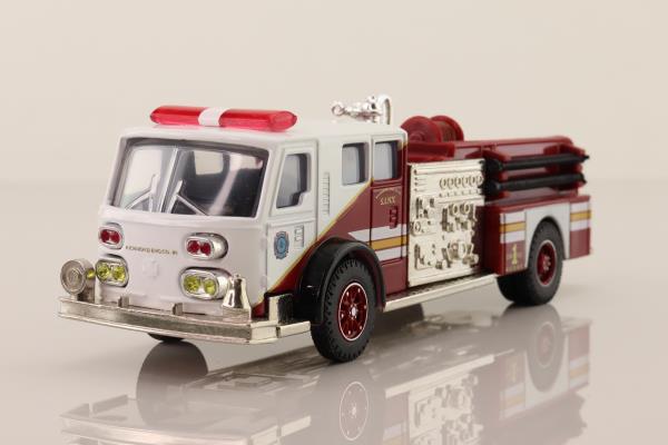 Corgi 51701; American La France Pumper; Closed Cab, Staten Island VFDNY Engine #1