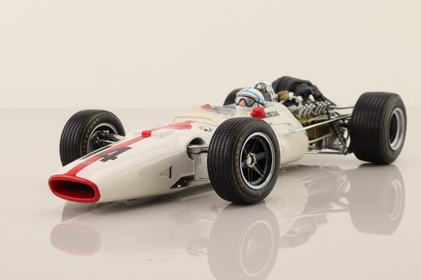 Ebbro 22001; Honda RA300 Formula 1; 1967 Italian GP 1st; John Surtees; RN14