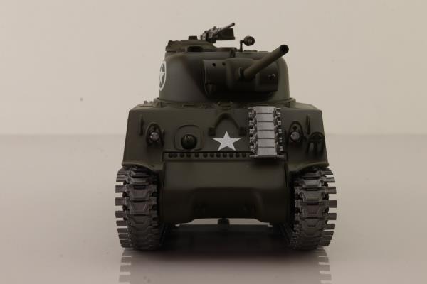 Minichamps 350 040000; 1942 Sherman M4A3; Tank US Army; Olive Green